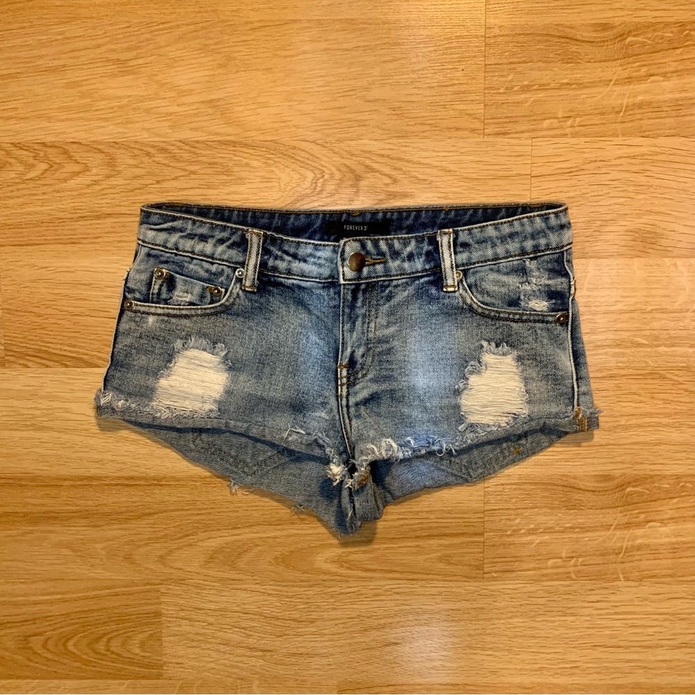 Low Waist Shortie Shorts Size 24